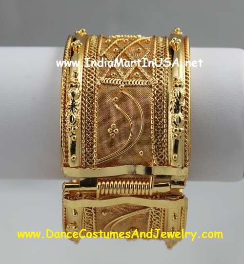https://www.excellis.co.in/dance_jewlry//public/storage/photos/1/Products/1IN5_Bangle__66728.jpg