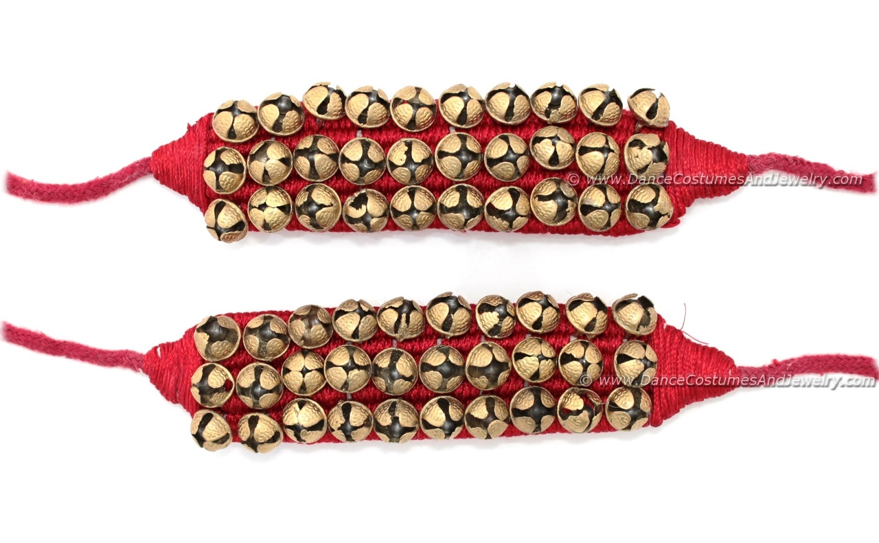 https://www.excellis.co.in/dance_jewlry//public/storage/photos/1/Products/3_Line_Red_ankle_Bells-smallCR__50425.jpg