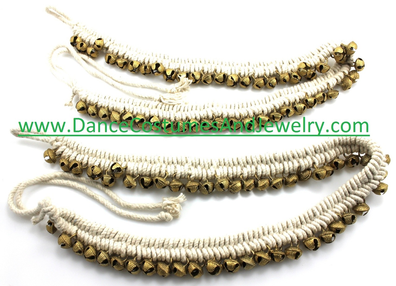 https://www.excellis.co.in/dance_jewlry//public/storage/photos/1/Products/50_50_woven_thread__85793.jpg