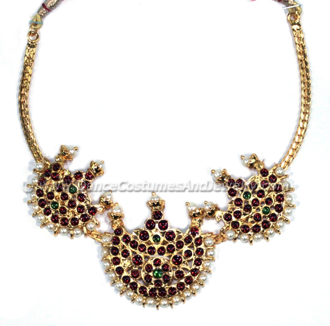 https://www.excellis.co.in/dance_jewlry//public/storage/photos/1/Products/6138_MOON_BIT_CHAIN-CSR__67395.jpg