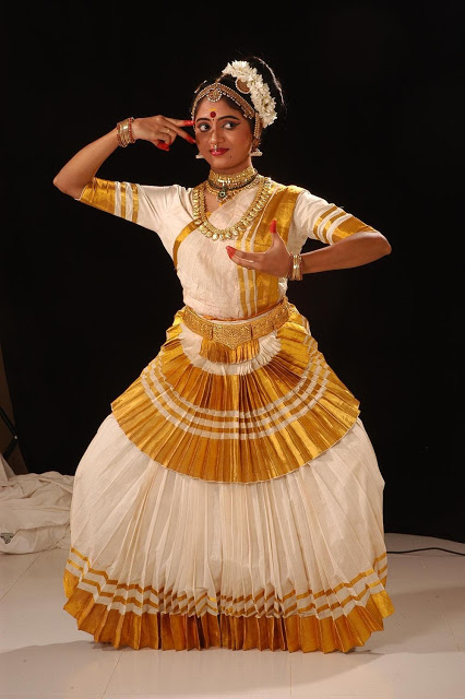 https://www.excellis.co.in/dance_jewlry//public/storage/photos/1/Products/AF_Mohiniyattam_00003__27118.JPG