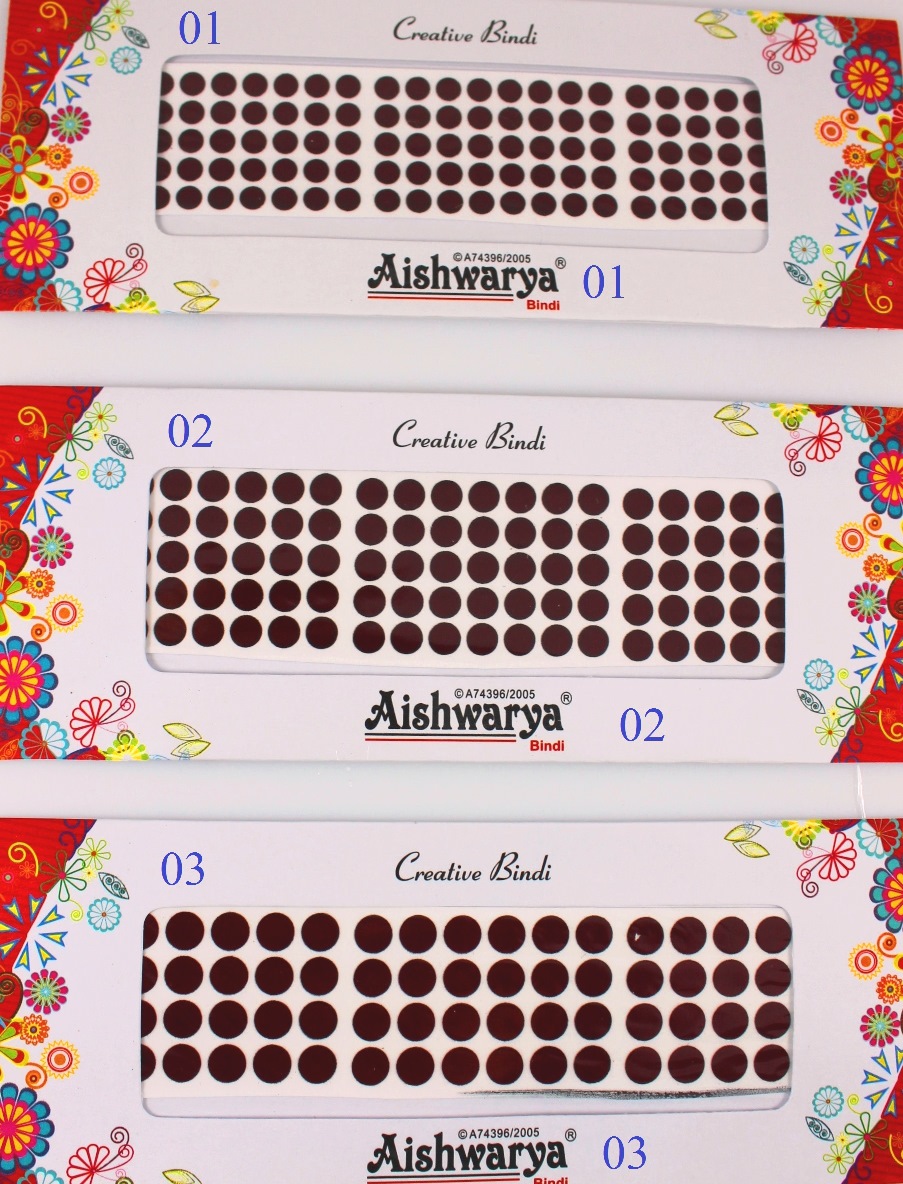 https://www.excellis.co.in/dance_jewlry//public/storage/photos/1/Products/Aishwarya_Bindi03sml__33027.jpg