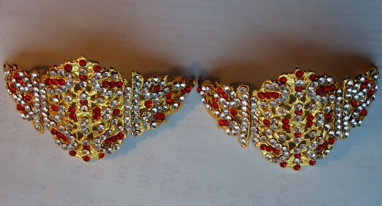 https://www.excellis.co.in/dance_jewlry//public/storage/photos/1/Products/BDJSP-BABU-03__64675.jpg