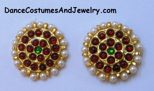 https://www.excellis.co.in/dance_jewlry//public/storage/photos/1/Products/BigKempStud_DCAJ__52295.JPG