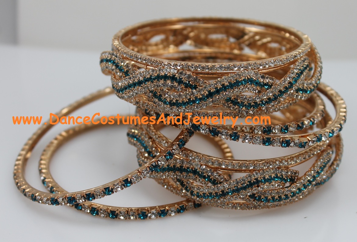 https://www.excellis.co.in/dance_jewlry//public/storage/photos/1/Products/CR934BLUWHT2P8_sml__16646.jpg