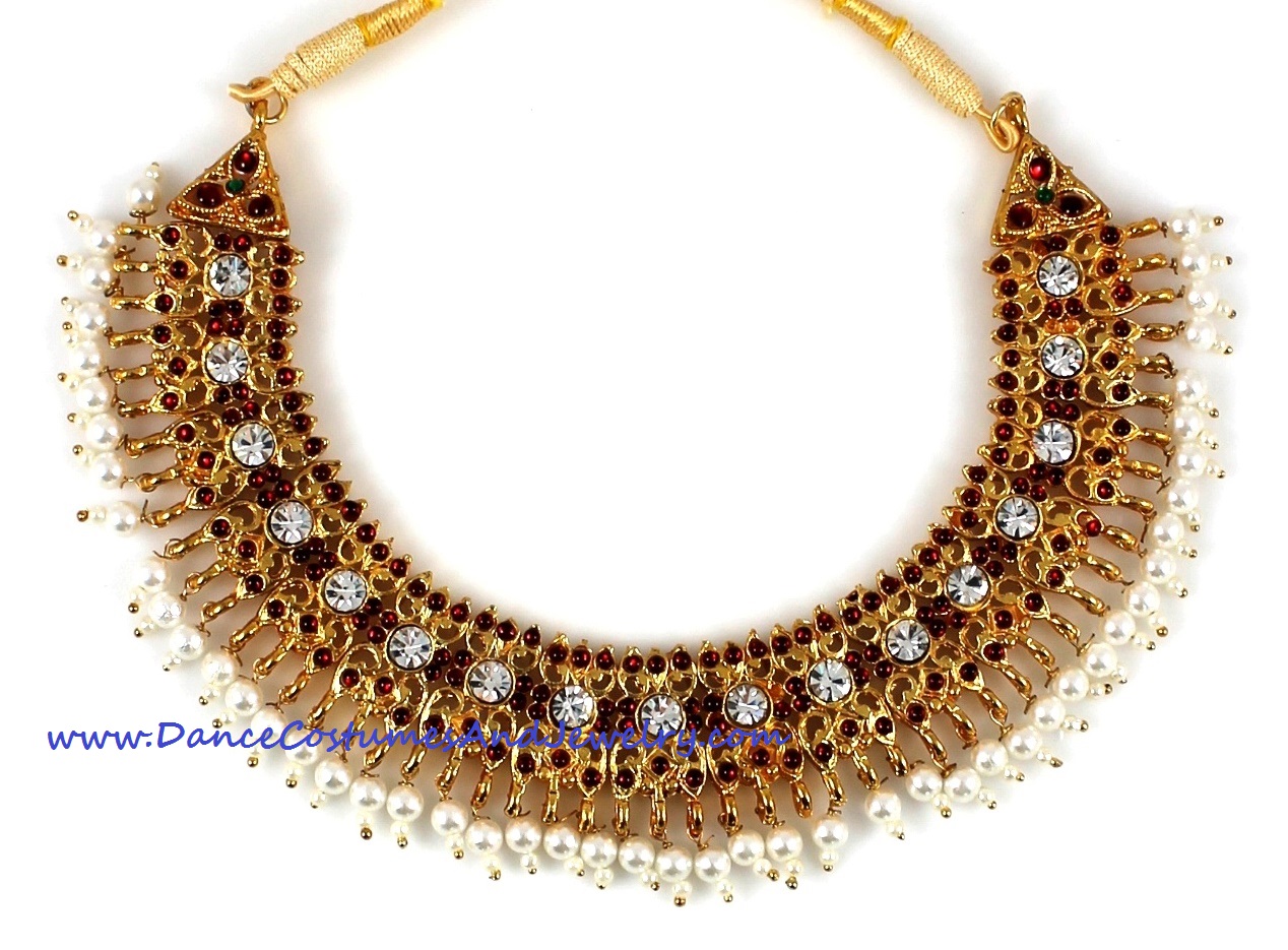 https://www.excellis.co.in/dance_jewlry//public/storage/photos/1/Products/Fashion_neckalce_square_01__47978.jpg