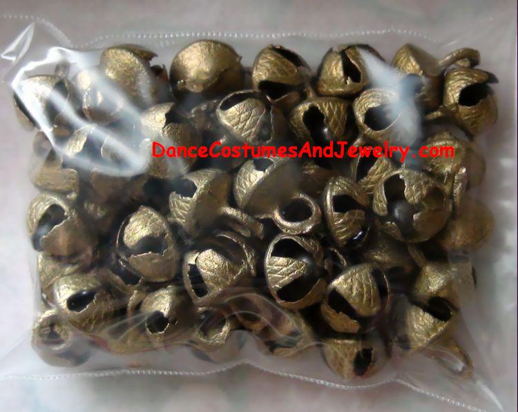 https://www.excellis.co.in/dance_jewlry//public/storage/photos/1/Products/GhungrooPack__34324.JPG