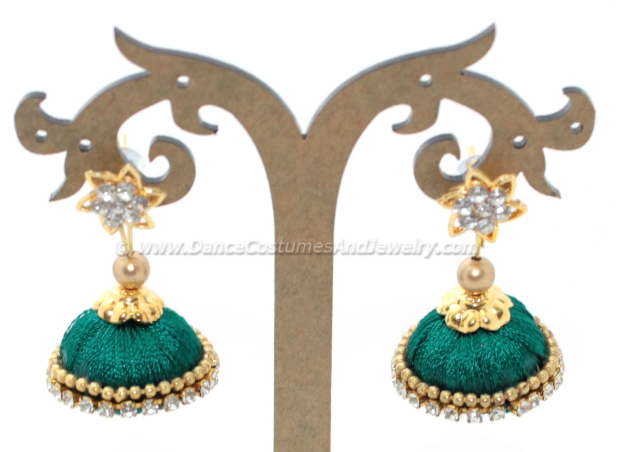https://www.excellis.co.in/dance_jewlry//public/storage/photos/1/Products/Green_Thread_jimikkiCR__34904.jpg