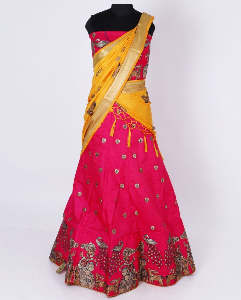 https://www.excellis.co.in/dance_jewlry//public/storage/photos/1/Products/Half_saree__45877.jpg