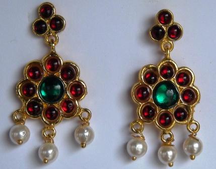 https://www.excellis.co.in/dance_jewlry//public/storage/photos/1/Products/Jimikki-6302__56369.JPG