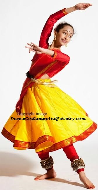 https://www.excellis.co.in/dance_jewlry//public/storage/photos/1/Products/Kathak_dress__81887.jpg