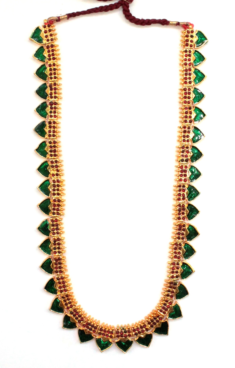 https://www.excellis.co.in/dance_jewlry//public/storage/photos/1/Products/LongPalakkaEnamel00__21962.jpg