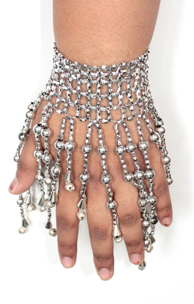 https://www.excellis.co.in/dance_jewlry//public/storage/photos/1/Products/M0009__33996.jpg