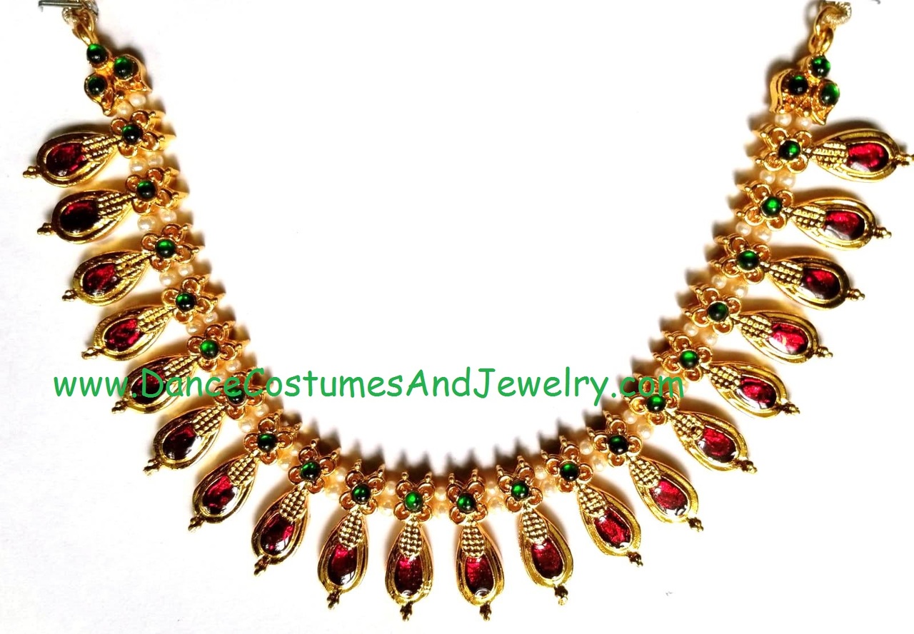 https://www.excellis.co.in/dance_jewlry//public/storage/photos/1/Products/NagapadamMalaRed__23064.jpg