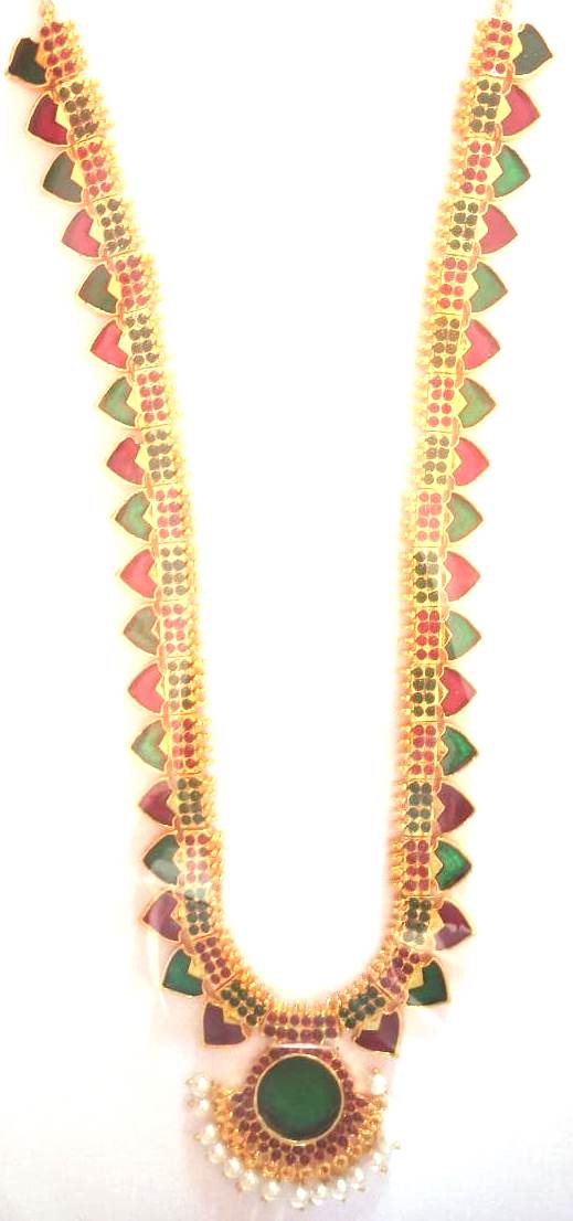 https://www.excellis.co.in/dance_jewlry//public/storage/photos/1/Products/Palaka_Mala_6223__95522.jpg