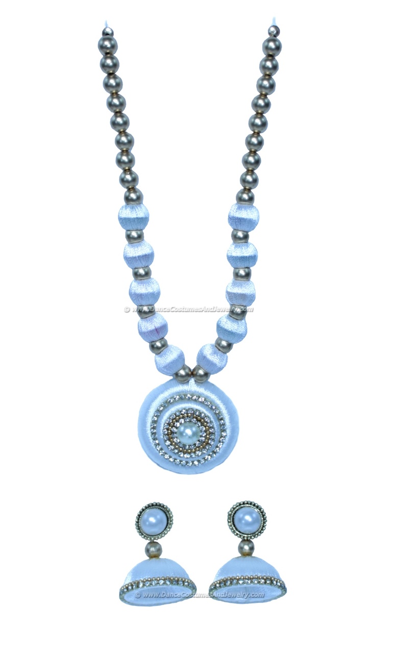 https://www.excellis.co.in/dance_jewlry//public/storage/photos/1/Products/Slik_Thread_necklace_set_white_csr__90961.JPG
