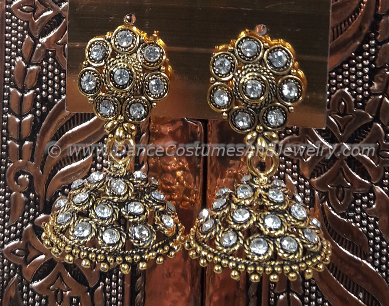 https://www.excellis.co.in/dance_jewlry//public/storage/photos/1/Products/Small_white_stone_jimikkiCSR__88187_1__99025.jpg