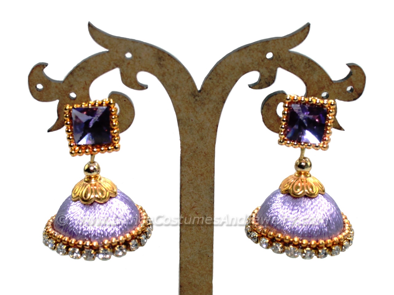 https://www.excellis.co.in/dance_jewlry//public/storage/photos/1/Products/TRED-LAV-0SM-MDL02CR__50630.jpg