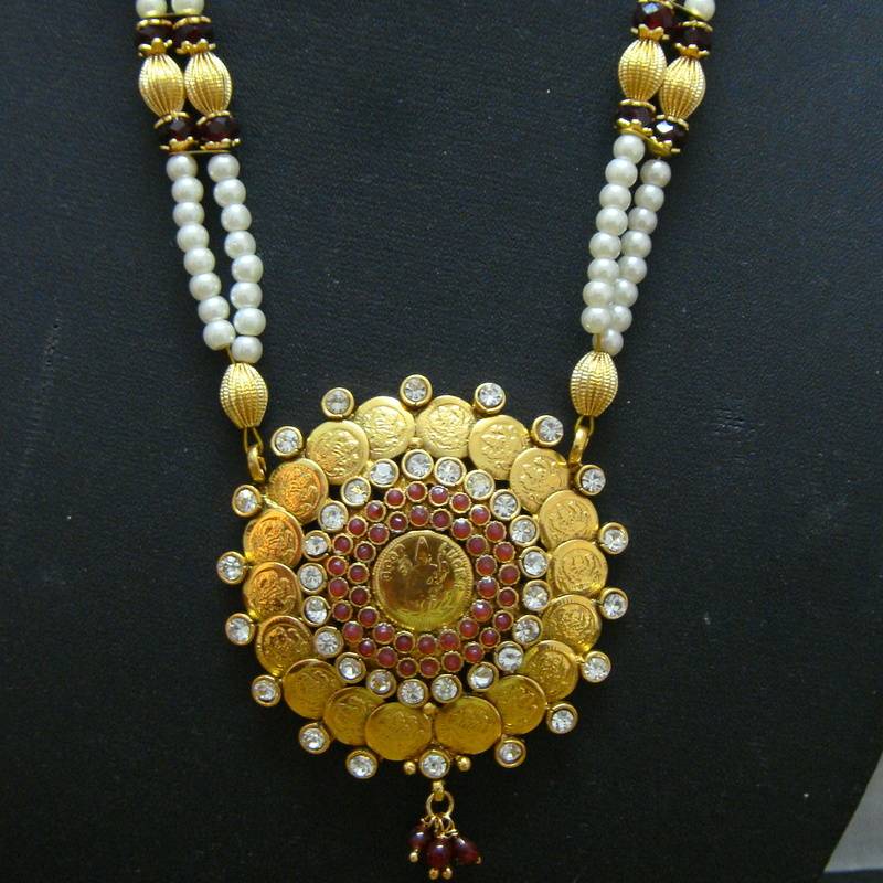 https://www.excellis.co.in/dance_jewlry//public/storage/photos/1/Products/TempleJewelry_895_00__93722.jpg