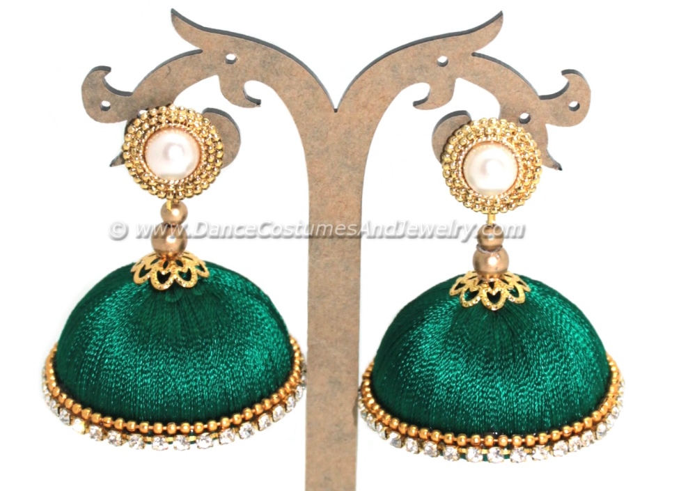 https://www.excellis.co.in/dance_jewlry//public/storage/photos/1/Products/Thread_Big_green_jimikkiCR-small__56410.jpg