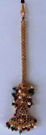 https://www.excellis.co.in/dance_jewlry//public/storage/photos/1/Products/Tika-9736-7__46380.JPG