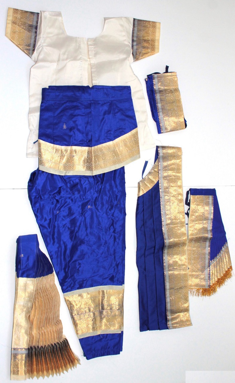 https://www.excellis.co.in/dance_jewlry//public/storage/photos/1/Products/WhiteBlue_Kuchipudi__14421.jpg