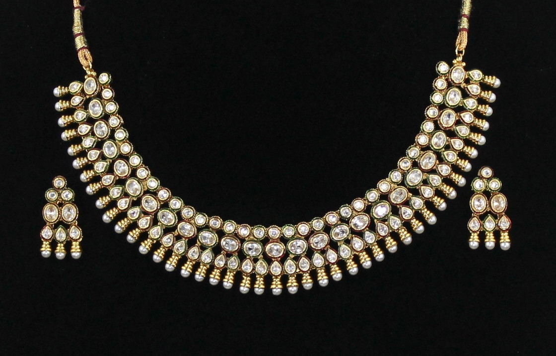 https://www.excellis.co.in/dance_jewlry//public/storage/photos/1/Products/YSR03__95941.jpg