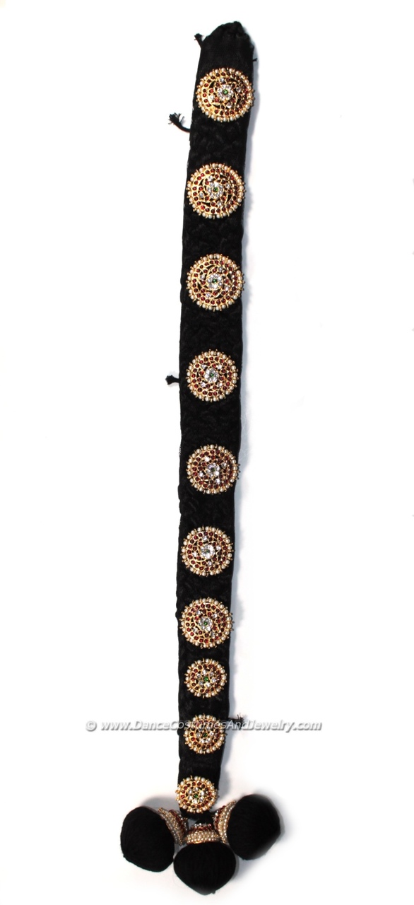 https://www.excellis.co.in/dance_jewlry//public/storage/photos/1/Products/assembled_jada02__37172.jpg