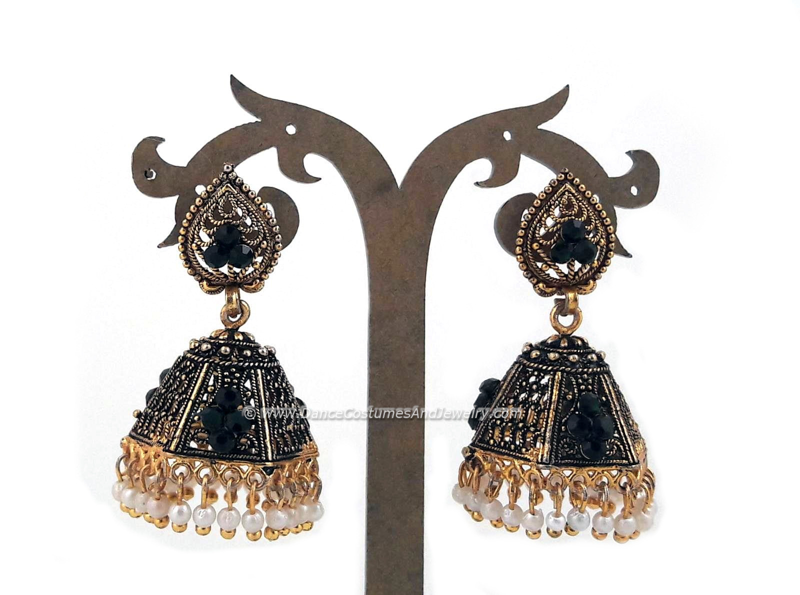 https://www.excellis.co.in/dance_jewlry//public/storage/photos/1/Products/green_antique_jumka__58735.jpg