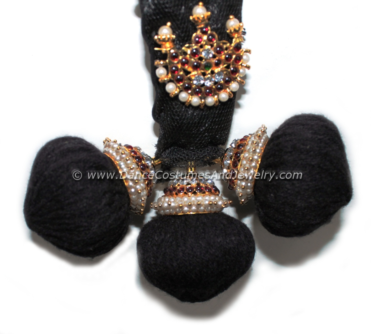 https://www.excellis.co.in/dance_jewlry//public/storage/photos/1/Products/moonjada__40683.JPG
