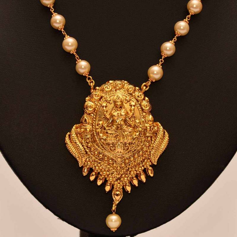 https://www.excellis.co.in/dance_jewlry//public/storage/photos/1/Products/pearlChain_original__69309.jpg